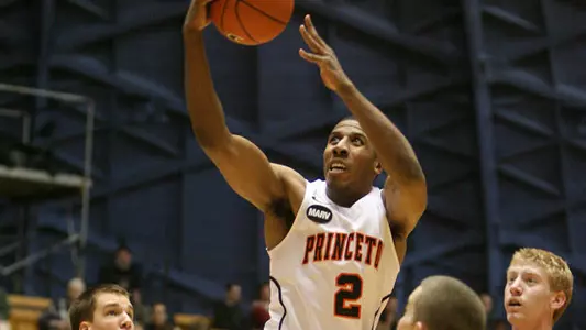 Men's Basketball Wins Ivy Opener over Brown 78-60