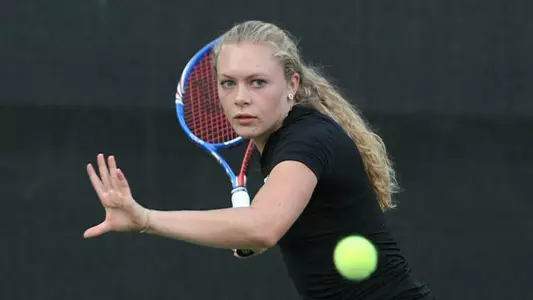 Yale Edges Women's Tennis, 4-3