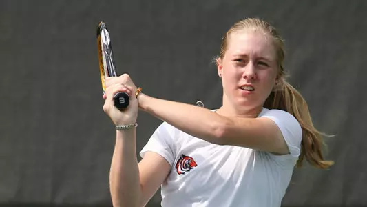Women's Tennis Closes Play in Missouri Tournament