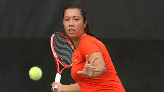 Women's Tennis Closes Alabama Trip with 4-3 Loss to SMU
