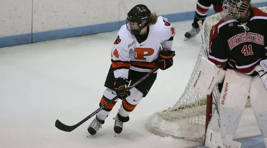 Women's Hockey Takes Down Yale 7-1
