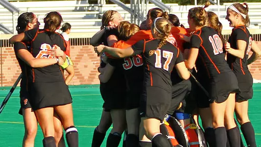 Field Hockey Team Visits UConn For NCAA Tournament