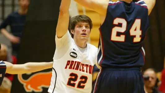 Trip to Dartmouth, Harvard Ahead for Ivy-Leading Men's Hoops