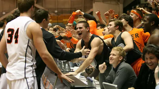 Fans Encouraged to Arrive Early for Men's Hoops Game vs. Harvard