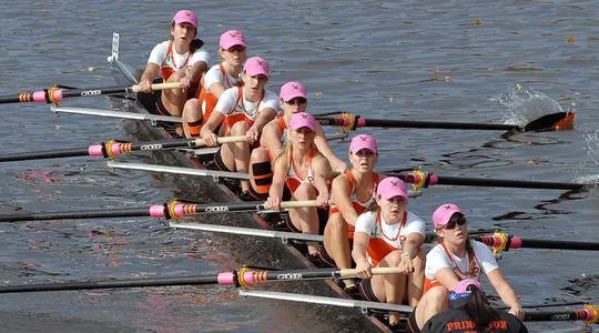 Women's Lights Continue Perfect Season With Home Sweep Of Bucknell, MIT