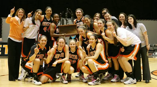 Women's Basketball Wins Ivy League and Punches Ticket to NCAAs