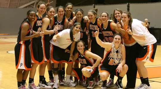 Women's Basketball to Travel to France & Africa