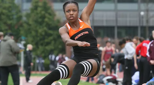 Women's Track & Field Wins Quad Meet