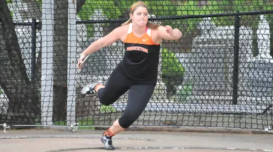 Women's Track & Field Finishes Day 1 of Sam Howell Invitational