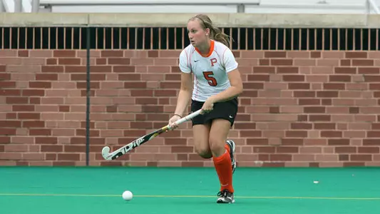Field Hockey Team Scores Twice Late in the First Half to Defeat Virginia 2-1