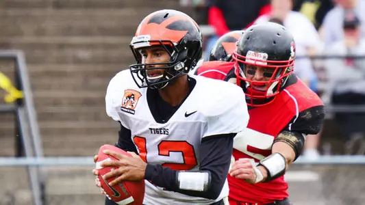 Sprint Football Comes Up Short In Opener versus Mansfield, 23-16