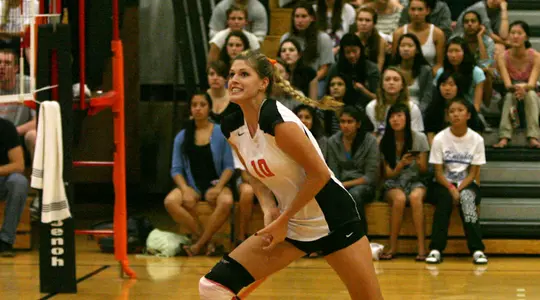 Volleyball Earns Opening Victory Over St. Francis; Palmquist Hits Over .900