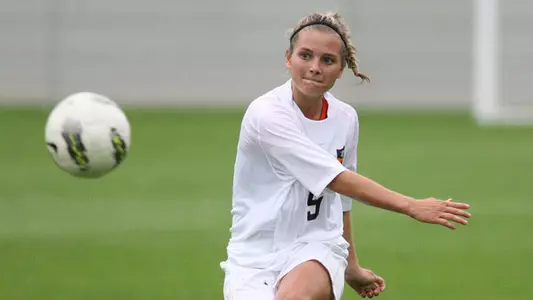Women's Soccer Closes Homestand Hosting Temple Sunday Afternoon