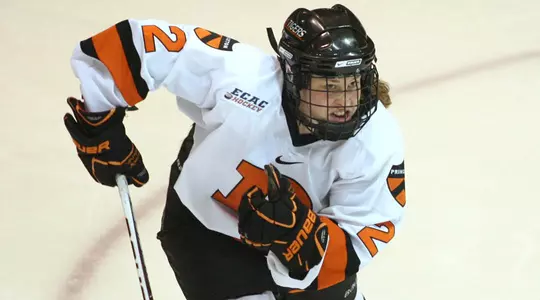 Women's Hockey Doubles Up RMU, Sweeps Weekend