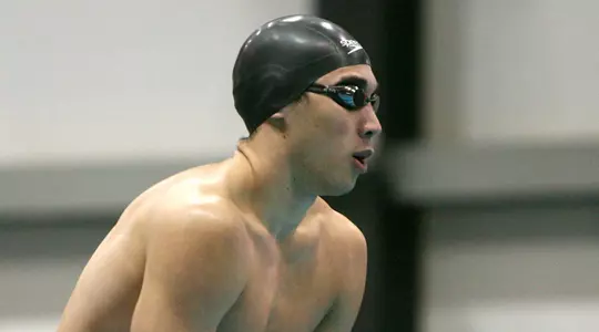 #22 Men's Swimming/Diving Scores Thrilling Win Over Navy