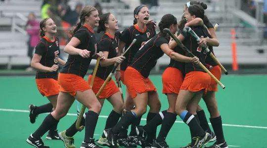 No. 4 Field Hockey Outlasts No. 5 Maryland, 3-2