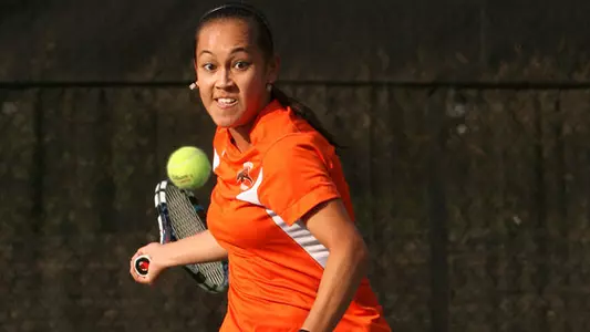 Women's Tennis Sweeps First Six Doubles Contests at USTA/ITA Regional