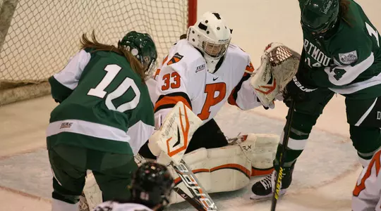 Dartmouth Spoils Home Opener for Women's Hockey