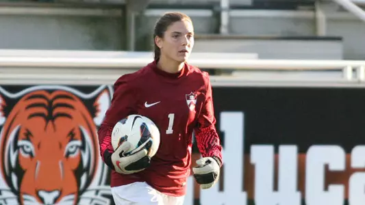 Harvard to Test First-Place Women's Soccer Saturday at Roberts Stadium