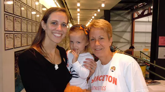 Women's Swimming/Diving Program Helps Sienna's Splash Raise Over $62,000