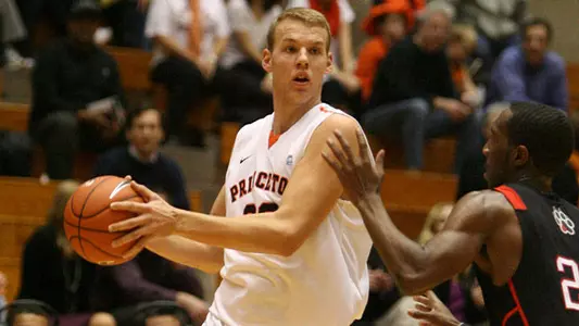 Brase Scores Career-High 17, Leading Men's Basketball to Win Over Rider