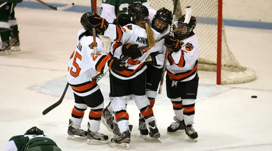 Women's Hockey Begins Seven-Game Homestand