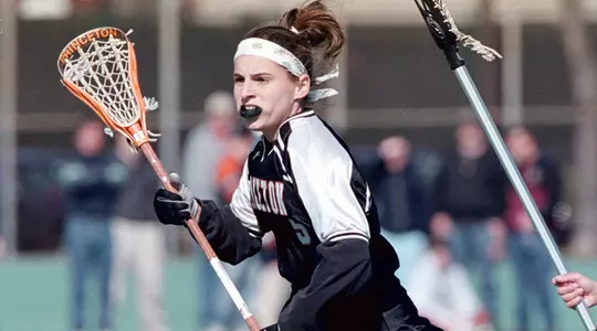 Simone '02 to be Inducted into New Jersey Hall of Fame