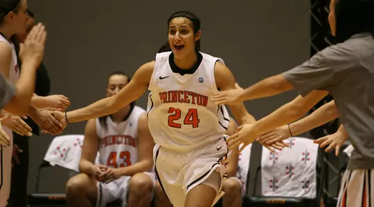 Rasheed ?13 Inks Professional Contract, To Join Greek Top Division Squad