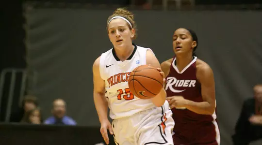 Riding Two-Game Win Streak, Women?s Hoops Welcomes Hofstra Wednesday