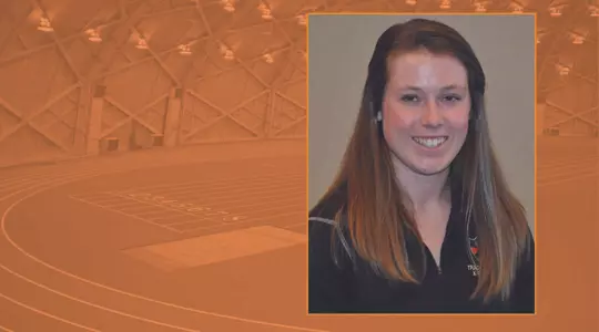 Ratcliffe Sets School Record in First Collegiate Meet