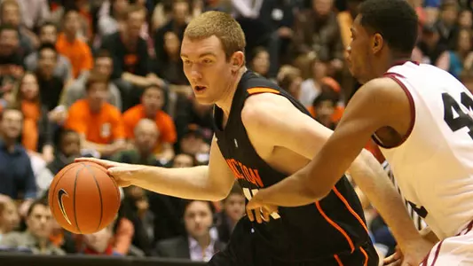 Men's Basketball to Host Northeastern Tuesday in Home Opener