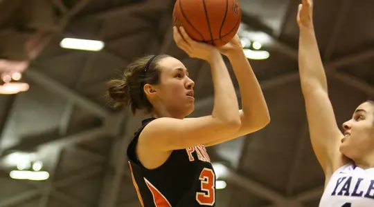 Women's Basketball Remains Undefeated in Ivy Play with 11th Consecutive Victory at Columbia