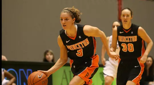 Women's Basketball Closes Out Road Swing with 75-39 Win over Cornell