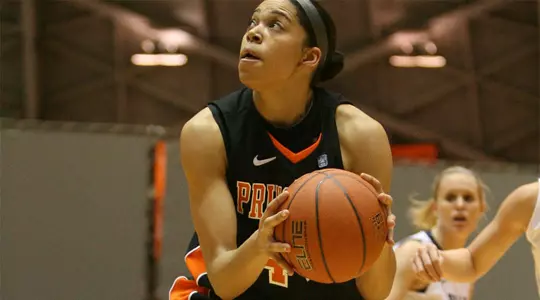 Women's Hoops Clinches Share of Third Consecutive Ivy Title