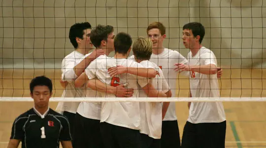 Volleyball Runs Win Streak To Three With 3-2 Victory Over Kean