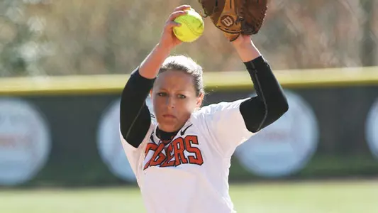 Kuhn Named Ivy Softball Pitcher of the Week