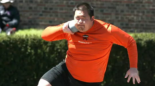 Jarrett & Park Earn Wins at TCNJ Invitational