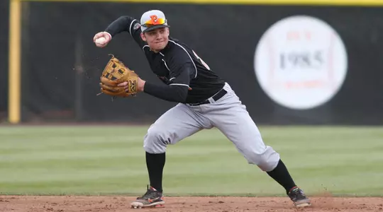 Baseball Heads to Queens for Midweek Contest at St. John's