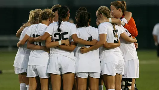 No. 3 UCLA Deals Women's Soccer a Defeat in California