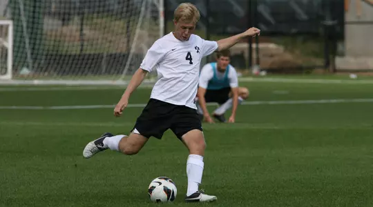 Men's Soccer Falls in Season Opener at FDU, 3-0