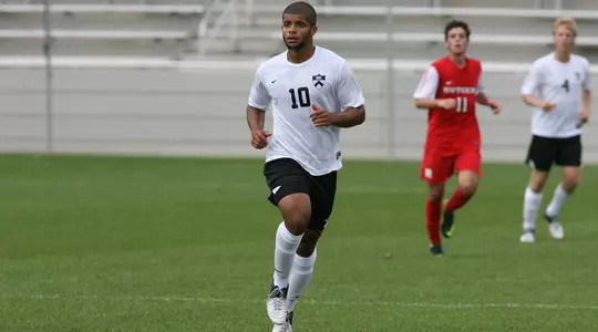 Griggs Scores Game Winner in 3-1 Victory Over Rider