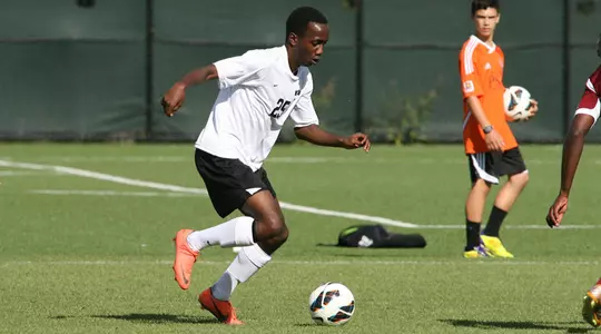 Men's Soccer Hosts Harvard on Homecoming Weekend