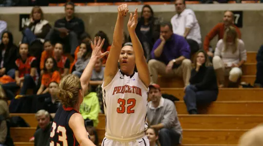 Helmstetter Earns First Career Ivy Player of the Week Honor