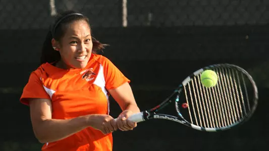 Muliawan Provides Clincher as Women's Tennis Beats DePaul 4-3