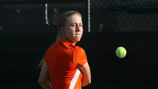 Women's Tennis Sweeps Weekend With 7-0 Win Over Binghamton