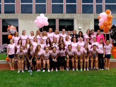 Swim/Dive Nearly Doubles Money Raised In '13 Collegians For The Cure