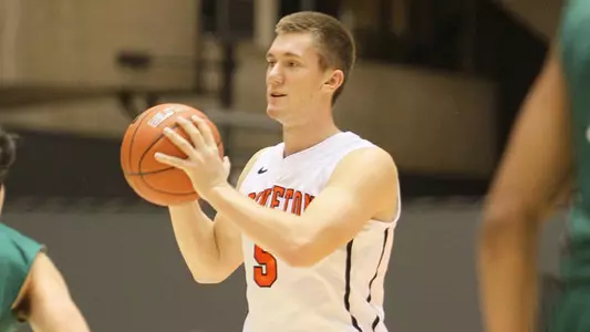 Men's Hoops Makes It Back-to-Back at the RAC, Tops Rutgers 78-73
