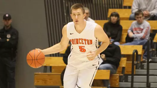 In Battle of Tigers, East Coasters Win as Men's Hoops Tops Pacific