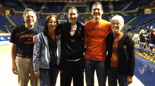 Helmstetter Reaches Scoring Milestone, Women's Basketball Beats Navy 73-57