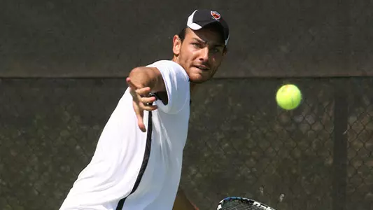 Pecotic Reaches 20 Straight Ivy Match Victories in @PtonMensTennis Win
